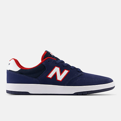 NB Numeric 425 Shoes