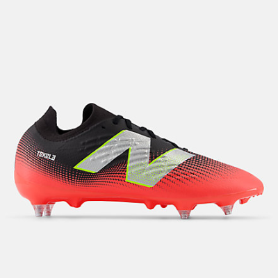 TEKELA MAGIA LOW LACED SG V4+ Football Boots