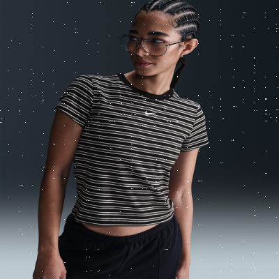 Nike Sportswear Chill KnitWomen's Slim Striped T-Shirt
