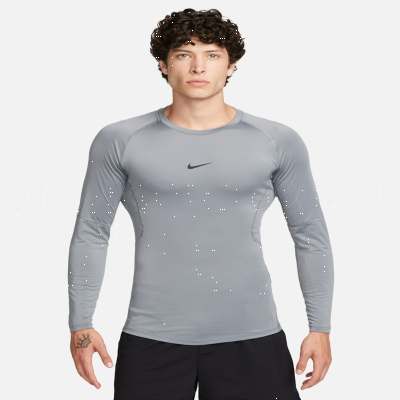 Recycled MaterialsNike ProMen's Dri-FIT Tight Long-Sleeve Fitness Top