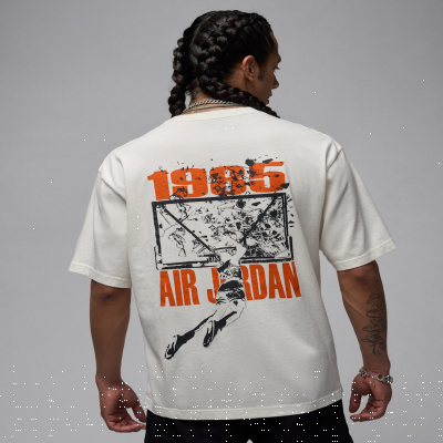 Jordan BrooklynMen's Oversized Graphic T-shirt