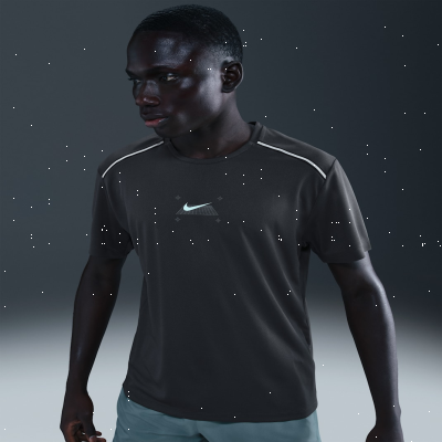 Recycled MaterialsNike MilerMen's Short-Sleeve Running Top