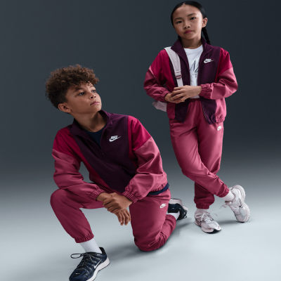Recycled MaterialsNike SportswearOlder Kids' Woven Tracksuit