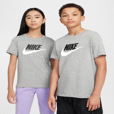 Nike SportswearOlder Kids' T-Shirt