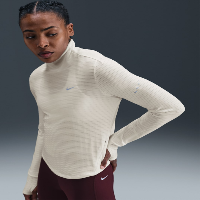 Recycled MaterialsNike SwiftWomen's Therma-FIT Turtle-Neck Running Top