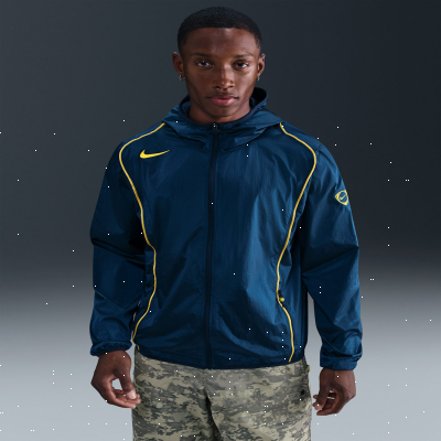 Recycled MaterialsNike Total 90Men's Repel Football Full-Zip Jacket