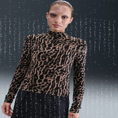 Nike Sportswear Chill KnitWomen's Slim Long-Sleeve T-Shirt