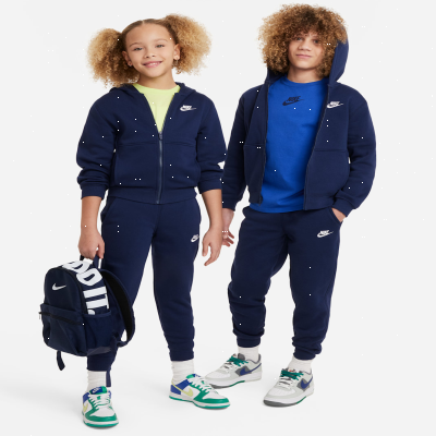 Nike Sportswear Club FleeceOlder Kids' Tracksuit