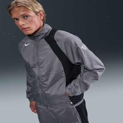 Recycled MaterialsNike Total 90Men's Repel Football Tracksuit Jacket