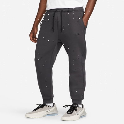 Recycled MaterialsNike Sportswear Tech FleeceMen's Joggers