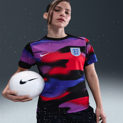 Recycled MaterialsEngland Academy ProWomen's Nike Dri-FIT Football Pre-Match Short-Sleeve Top