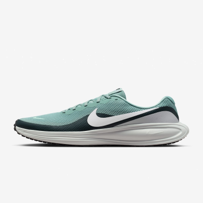 Recycled MaterialsNike Revolution 8Men's Road Running Shoes