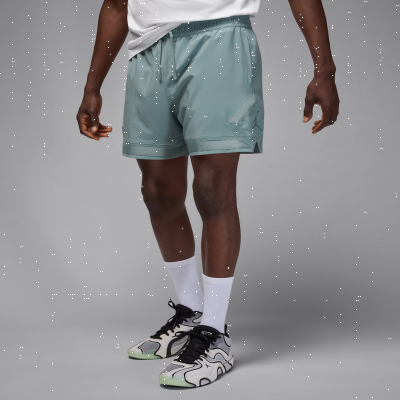 Recycled MaterialsJordan SportMen's Dri-FIT Woven Diamond Shorts