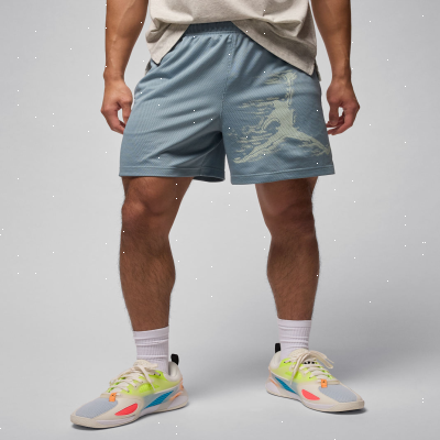 Recycled MaterialsJordan SportMen's Dri-FIT Graphic Shorts