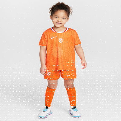 Recycled MaterialsNetherlands 2025/26 Stadium HomeYounger Kids' Nike Football Replica 3-Piece Kit