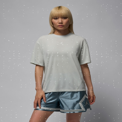 Recycled MaterialsJordan SportWomen's Diamond Short-Sleeve Top