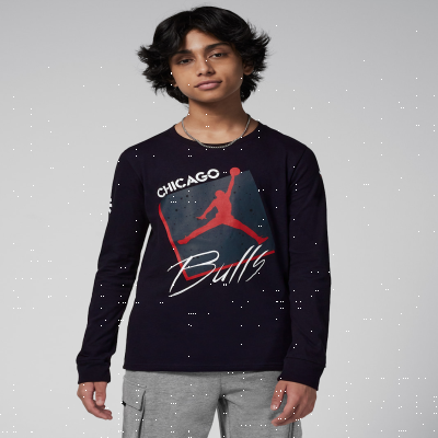 Chicago Bulls Courtside Statement EditionOlder Kids' (Boys') Jordan Max90 NBA Long-Sleeve T-Shirt