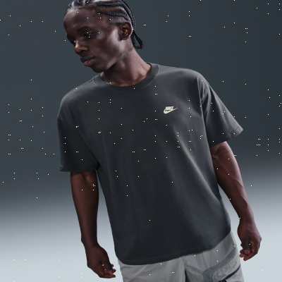 NikeMen's Max90 Basketball T-Shirt