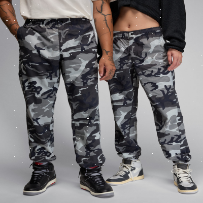Recycled MaterialsJordan MVPMen's Camo Trousers
