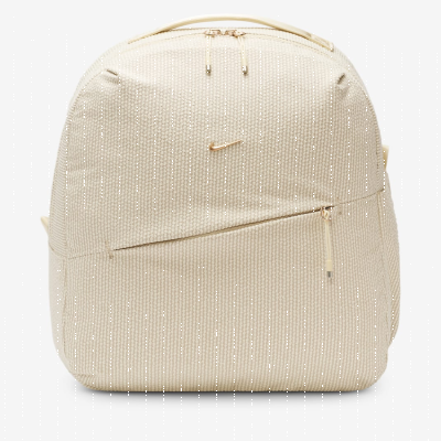 Recycled MaterialsNike AuraBackpack (24L)