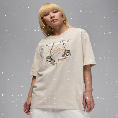 Jordan FlightWomen's Oversized T-Shirt
