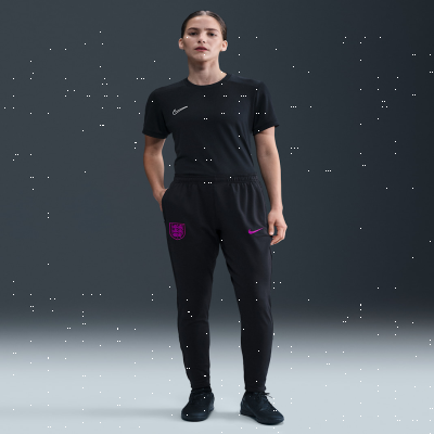Recycled MaterialsEngland StrikeWomen's Nike Dri-FIT Football Knit Pants