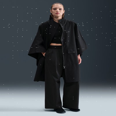 Recycled MaterialsNike SportswearWomen's Tailored Rain Poncho