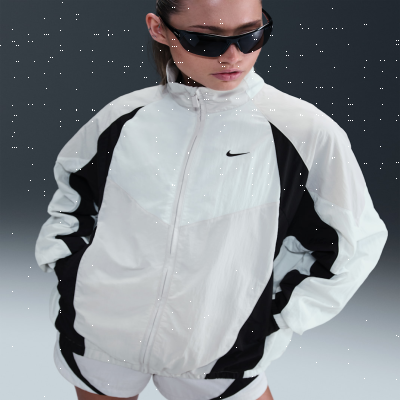 Recycled MaterialsNike SportswearWomen's Oversized Tracksuit Jacket