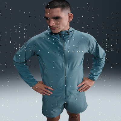 Recycled MaterialsNike UnlimitedMen's Repel Hooded Versatile Jacket