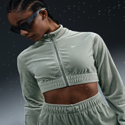 Recycled MaterialsNike Sportswear CollectionWomen's Cropped Velour Full-Zip Top