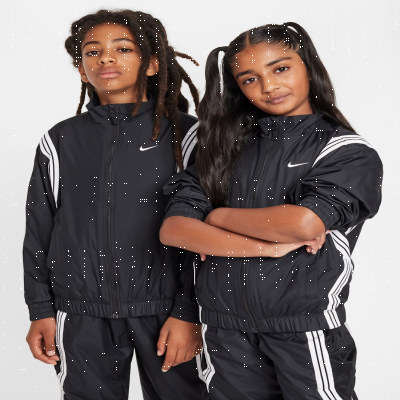 Recycled MaterialsNike CrossoverOlder Kids' Repel Basketball Jacket