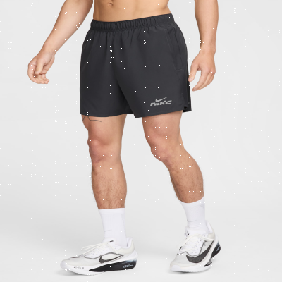Recycled MaterialsNike Challenger FlashMen's Dri-FIT 12.5cm (approx.) Brief-lined Running Shorts