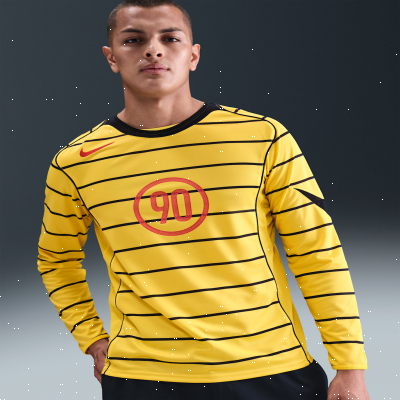 Recycled MaterialsNike Total 90Men's Dri-FIT Long-Sleeve Football Top