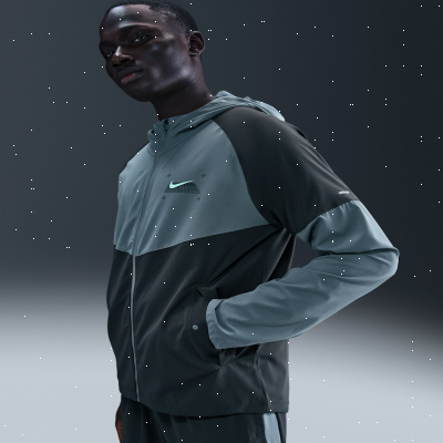 Nike MilerMen's Running Jacket