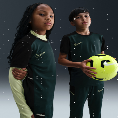 Recycled MaterialsNike AcademyOlder Kids' Dri-FIT Football Top