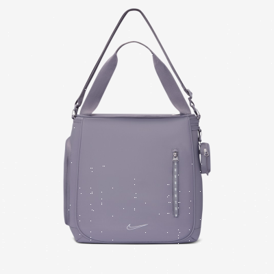 Recycled MaterialsNike Sportswear CommuteTote Bag (20L)
