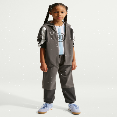Recycled MaterialsNike EnergyOlder Kids' Repel Football Woven Pants