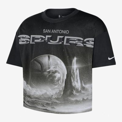 San Antonio Spurs CourtsideMen's Nike NBA Boxy T-Shirt