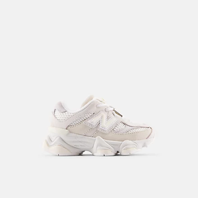 9060 LACE Shoes