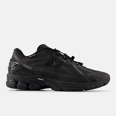 U1906XV1 Gore-Tex Shoes