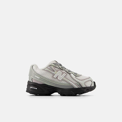 740 Bungee Lace Shoes
