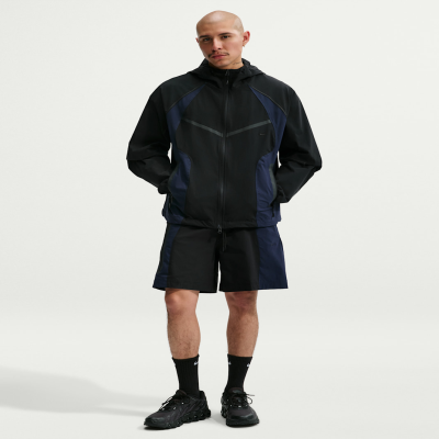 Nike Tech
