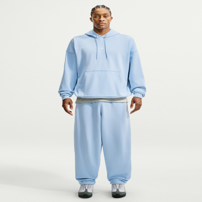 Nike Sportswear Club
