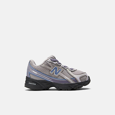 740 Bungee Lace Shoes