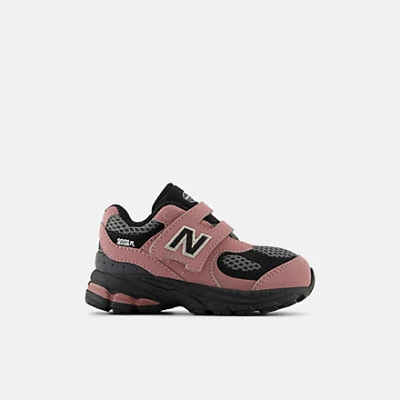 2002 Hook & Loop Shoes