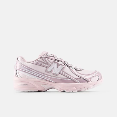 740 Bungee Lace Shoes