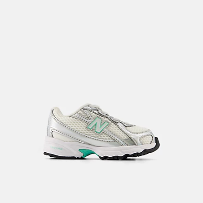740 Bungee Lace Shoes