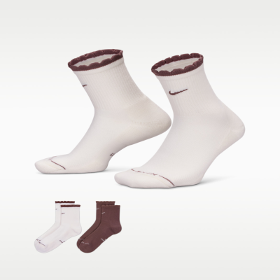 Nike Everyday Elevated